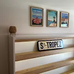 Luxury Design Pool Parking Saint-Tropez