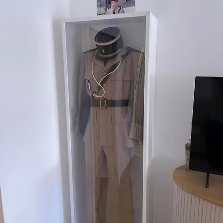 Apartment Next To And Center *