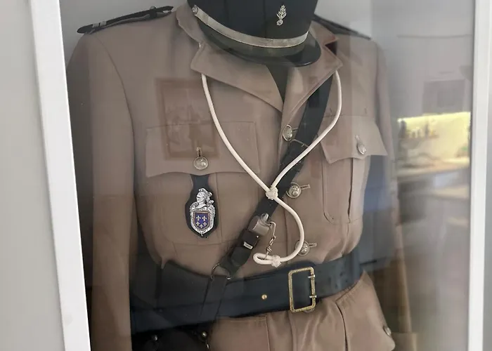 Next To And Center Saint-Tropez