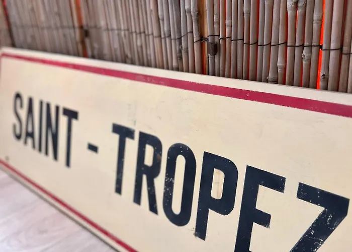 Appartement Next To And Center *