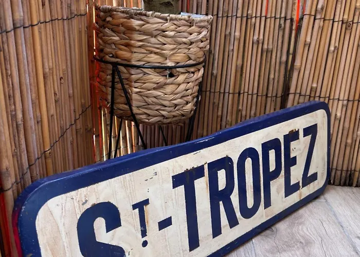 Next To And Center * Saint-Tropez